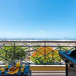 2m Parque La Reina Elegant View Apartment Arona (Tenerife)