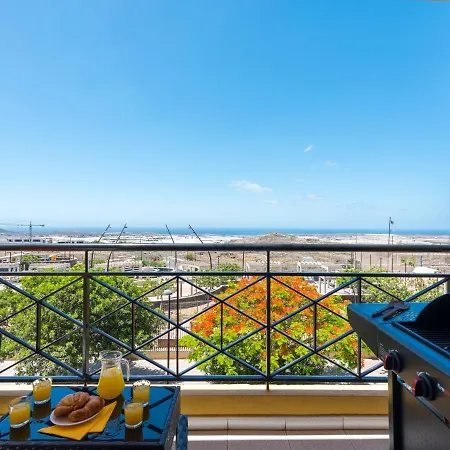 2m Parque La Reina Elegant View Apartment Arona (Tenerife)