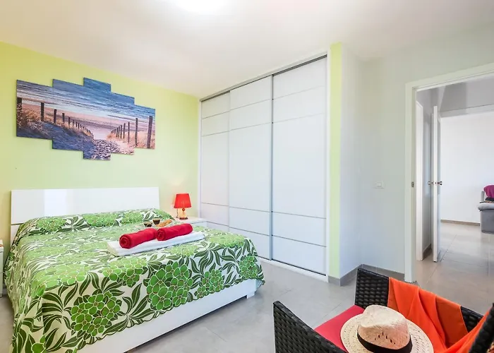 2m Parque La Reina Elegant View Apartman *