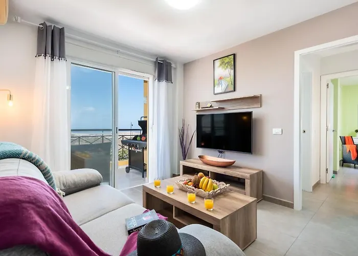 2m Parque La Reina Elegant View Apartman Arona